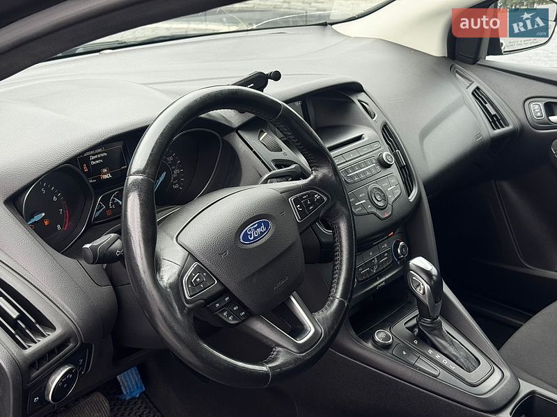 Седан Ford Focus 2015 в Самборе