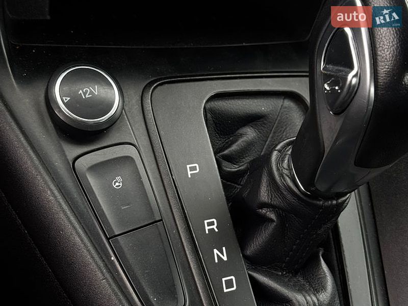 Седан Ford Focus 2015 в Самборе