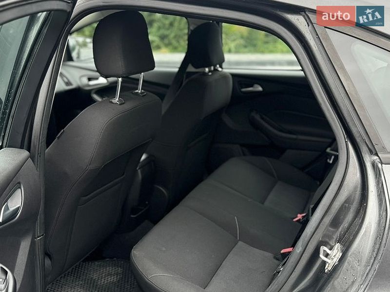 Седан Ford Focus 2015 в Самборе