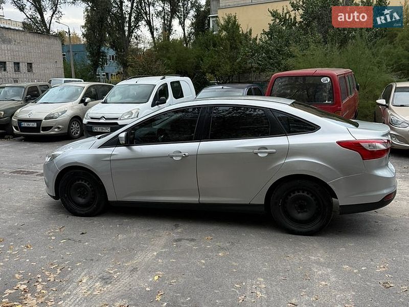 Седан Ford Focus 2013 в Днепре