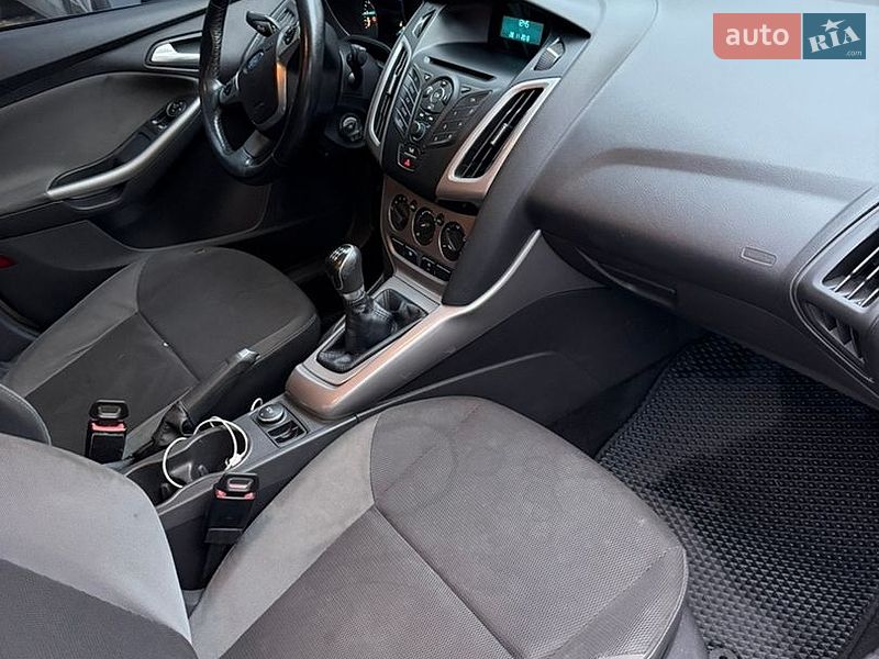 Седан Ford Focus 2013 в Днепре