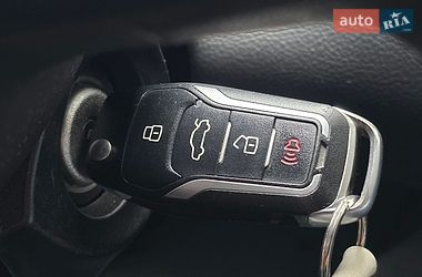Хэтчбек Ford Focus 2015 в Киеве