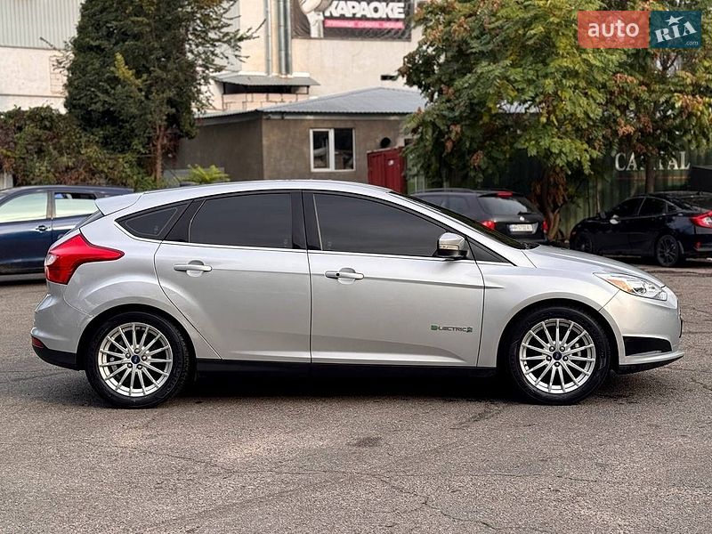 Хэтчбек Ford Focus 2014 в Одессе