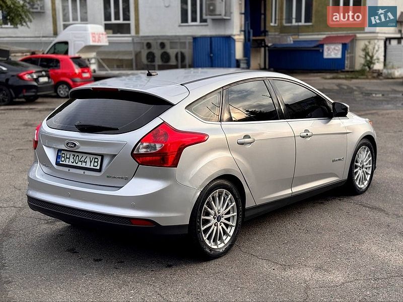 Хетчбек Ford Focus 2014 в Одесі