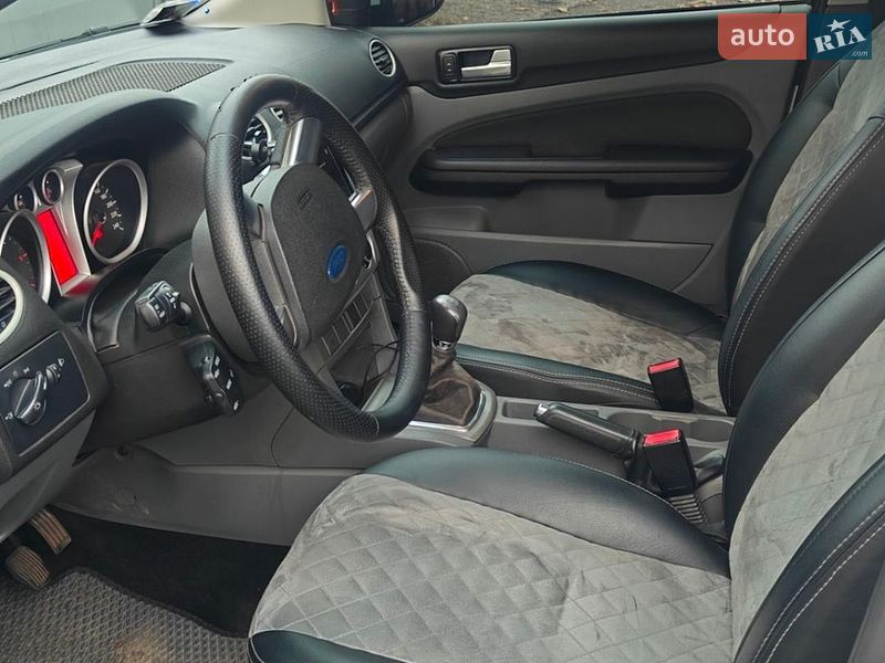 Универсал Ford Focus 2010 в Кривом Роге фото 6 Универсал Ford Focus 2010 в Кривом Роге