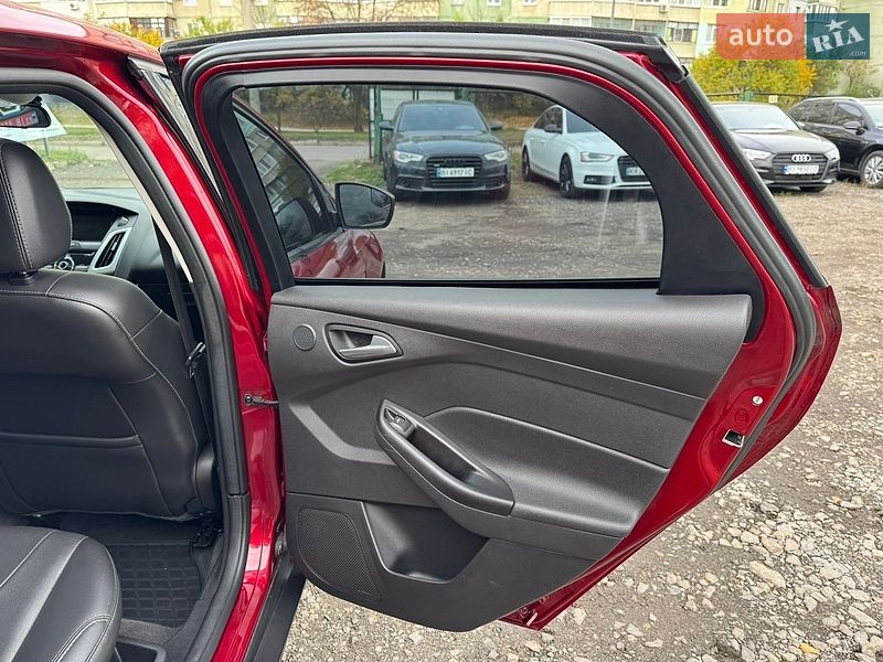 Хетчбек Ford Focus 2014 в Полтаві