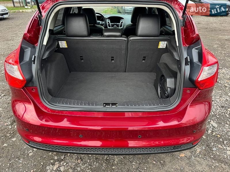 Хетчбек Ford Focus 2014 в Полтаві