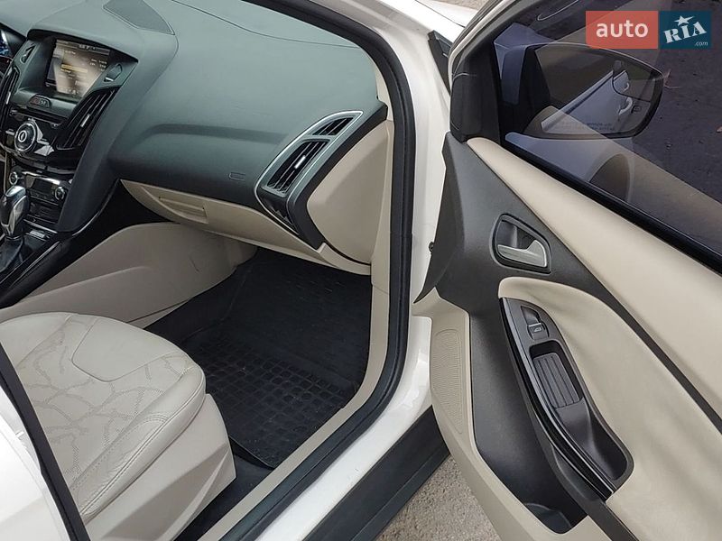 Хетчбек Ford Focus 2012 в Рівному фото 7 Хетчбек Ford Focus 2012 в Рівному