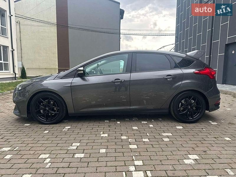 Хэтчбек Ford Focus 2016 в Виннице