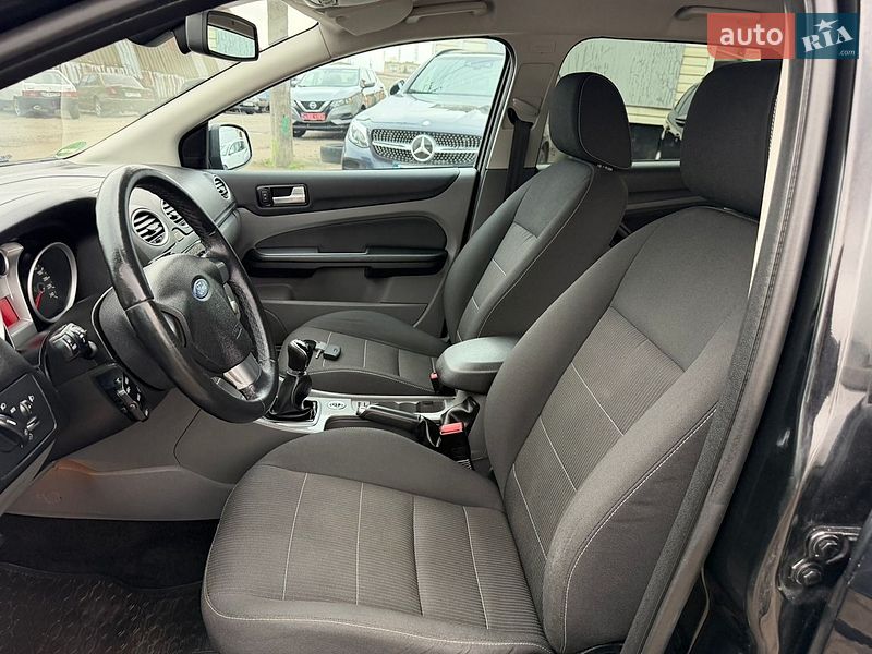Универсал Ford Focus 2010 в Ровно