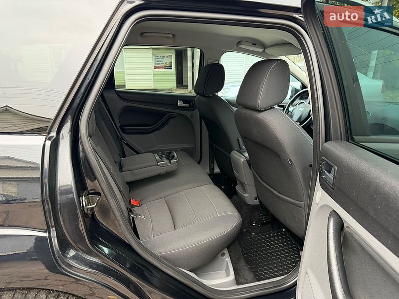 Универсал Ford Focus 2010 в Ровно