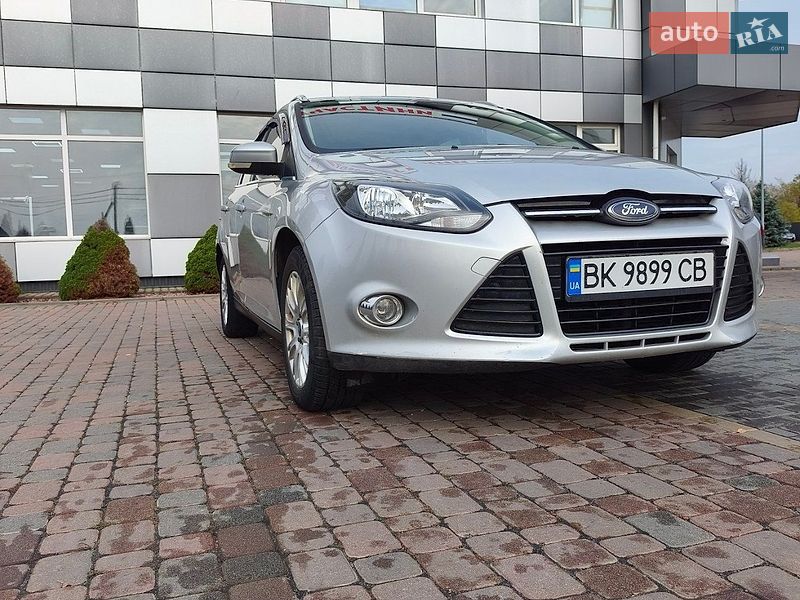 Универсал Ford Focus 2012 в Сарнах