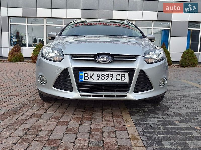 Универсал Ford Focus 2012 в Сарнах