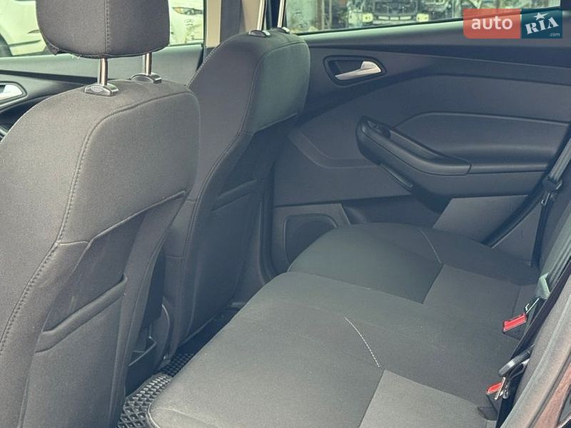 Хэтчбек Ford Focus 2017 в Софиевской Борщаговке