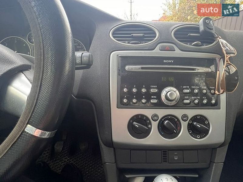 Хетчбек Ford Focus 2005 в Макарові