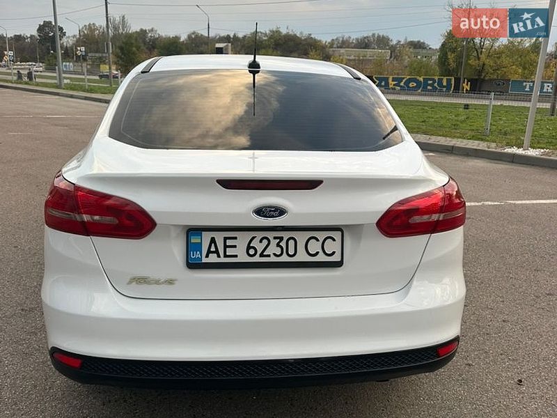 Седан Ford Focus 2015 в Запорожье фото 10 Седан Ford Focus 2015 в Запорожье
