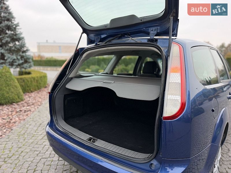Универсал Ford Focus 2009 в Жовкве