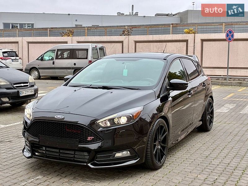 Хетчбек Ford Focus 2017 в Одесі