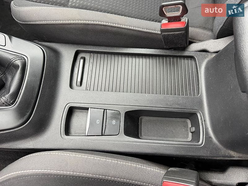 Универсал Ford Focus 2018 в Львове фото 25 Универсал Ford Focus 2018 в Львове