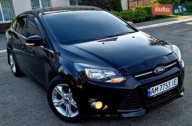 Седан Ford Focus 2013 в Песочине