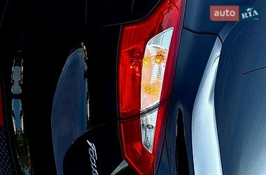Седан Ford Focus 2013 в Песочине