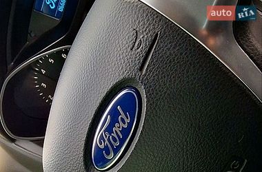 Седан Ford Focus 2013 в Песочине