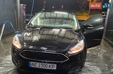 Седан Ford Focus 2015 в Дніпрі