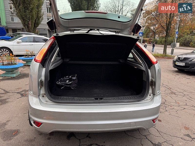 Хэтчбек Ford Focus 2008 в Киеве