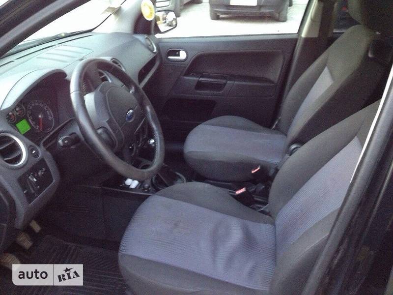 Хэтчбек Ford Fusion 2007 в Луцке фото 5 Хэтчбек Ford Fusion 2007 в Луцке