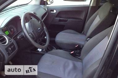 Хэтчбек Ford Fusion 2007 в 