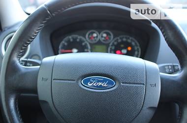 Хэтчбек Ford Fusion 2007 в Киеве