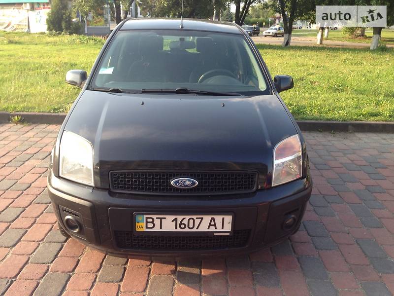 Хэтчбек Ford Fusion 2007 в 