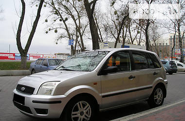 Хэтчбек Ford Fusion 2004 в Киеве