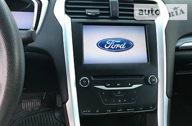 Седан Ford Fusion 2012 в Дубно