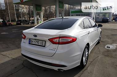 Седан Ford Fusion 2015 в Одессе