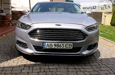 Седан Ford Fusion 2015 в 
