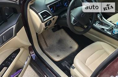 Седан Ford Fusion 2013 в 