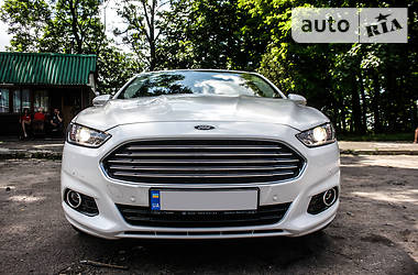 Седан Ford Fusion 2016 в Львове