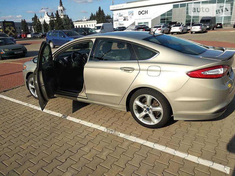 Седан Ford Fusion 2015 в Харкові