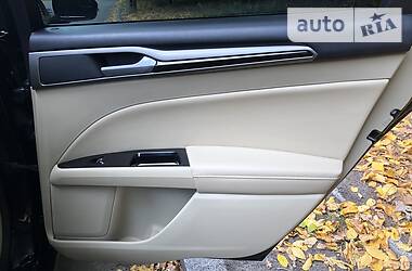 Седан Ford Fusion 2015 в 