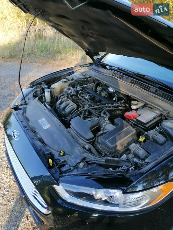 Седан Ford Fusion 2014 в Яворове