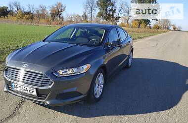 Седан Ford Fusion 2015 в Запоріжжі