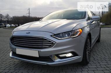 Седан Ford Fusion 2018 в 