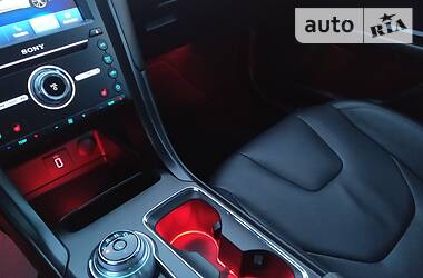 Седан Ford Fusion 2018 в 