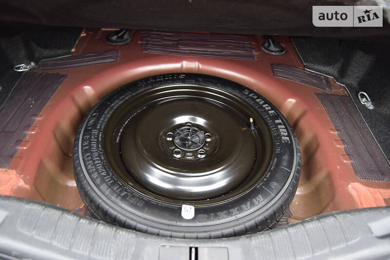 Седан Ford Fusion 2013 в Кривом Роге