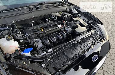 Седан Ford Fusion 2015 в 