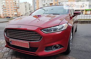 Седан Ford Fusion 2014 в 