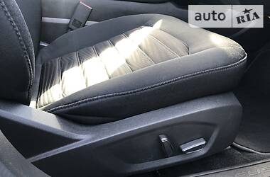 Седан Ford Fusion 2016 в 