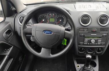 Хетчбек Ford Fusion 2006 в 