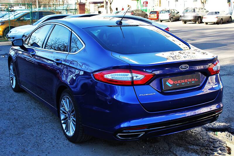 Седан Ford Fusion 2012 в Одесі